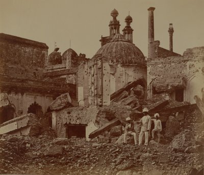 Fort Lucknow after the Indian mutiny, 1857 by Felice Beato